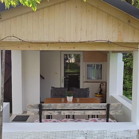 Guesthouse Ankl Lesce  Eksteriør bilde