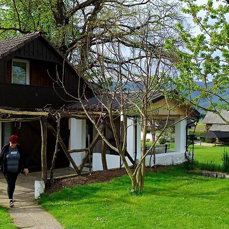 Guesthouse Ankl Lesce  Eksteriør bilde